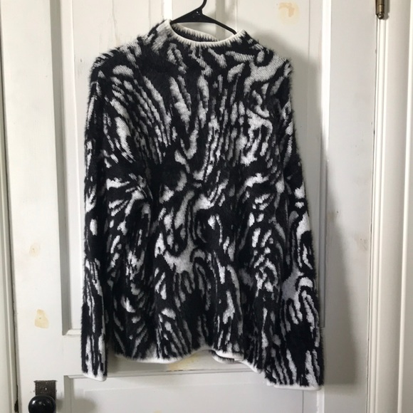 Ted Baker London Sweaters - NWT Ted Baker sweater
